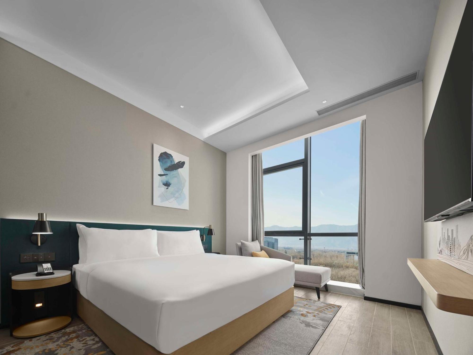 Hilton Garden Haidian Daoxiang 4*