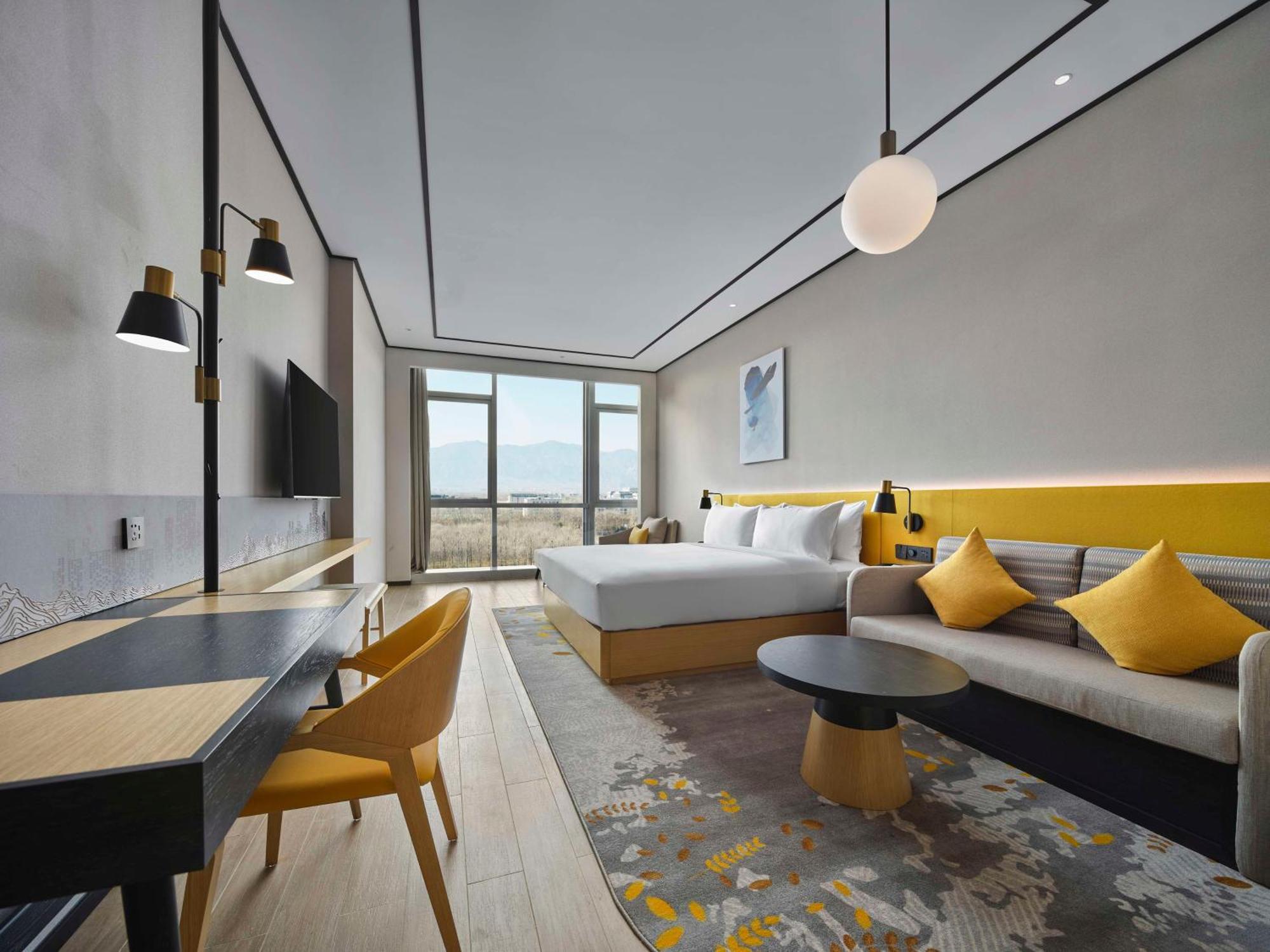 Hilton Garden Haidian Daoxiang Hotel